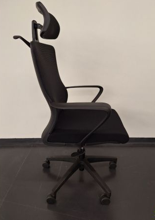 Кресло офисное AMF- Titan HR Black/Black
