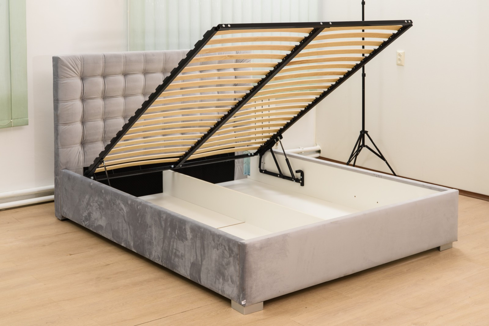 Кровать с подъемным механизмом EMB- Фридом 160