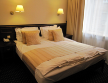 Фото - Двуспальные кровати для гостиниц