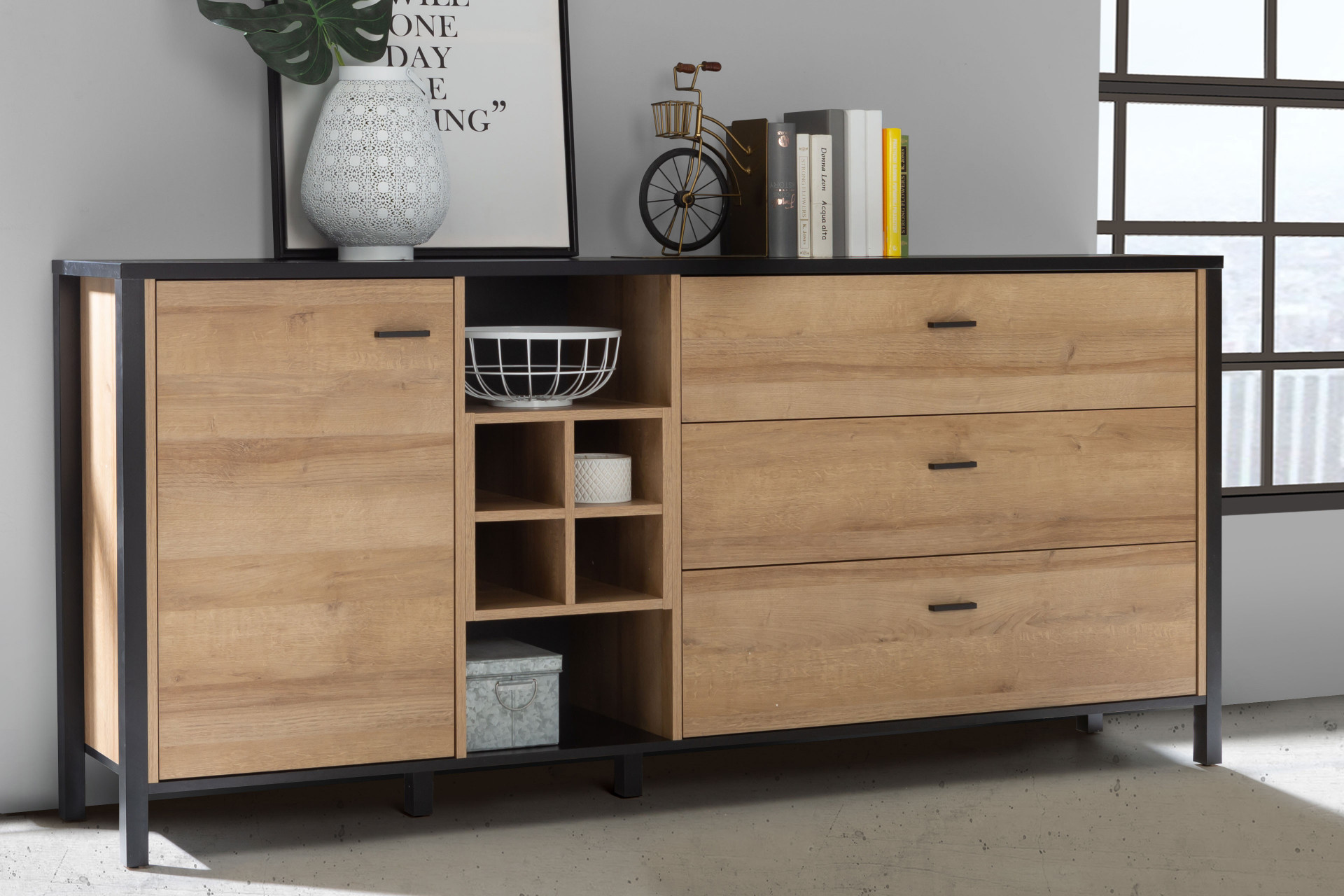 Комод на 1 дверь и 3 ящика Forte HIGH ROCK HRKK231 (дуб ривьера/черный)