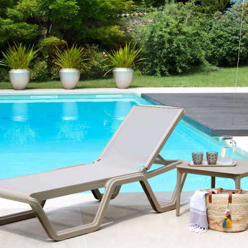 Шезлонг пластиковый VLL- SCAB VELA (тортора, тортора/белый)