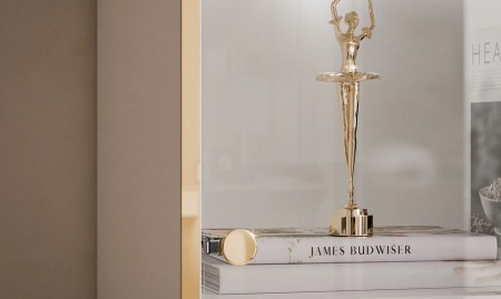 Витрина подвесная 2Д TOP- Моника белый глянец/золото  