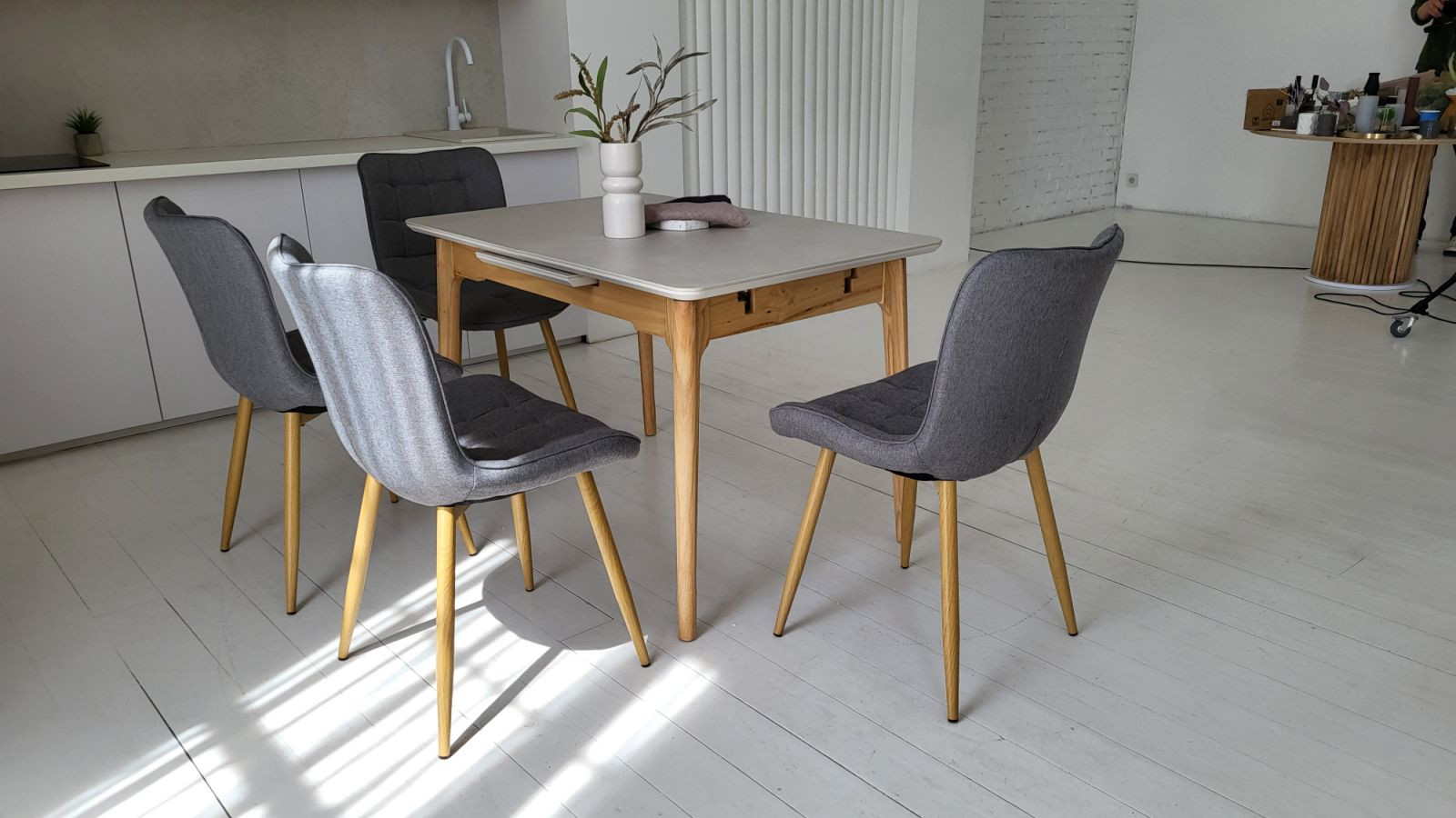 Стол обеденный модерн VTR- ТМ-120 бардылио лайт + бук