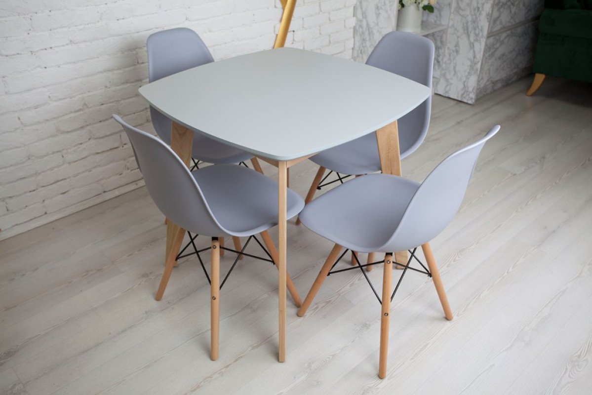 Кухонный комплект Ont- Джузеппе серый квадратный стол + 4 стула Classic (Осако)