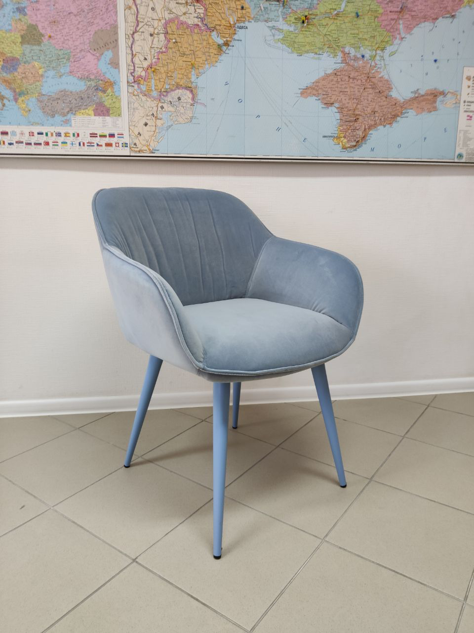 Кресло мягкое NL- CARINTHIA (Каринтия) голубой, серый