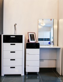 Туалетный стол с зеркалом SMS- Флавер черный/белый