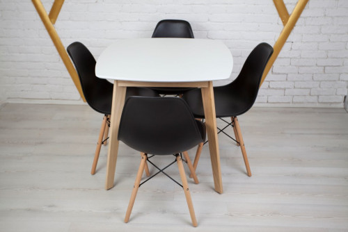 Кухонный комплект Ont- Джузеппе белый квадратный стол + 4 стула Classic (Осако) черный