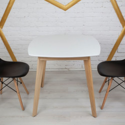 Кухонный комплект Ont- Джузеппе белый квадратный стол + 2 стула Classic (Осако) черный