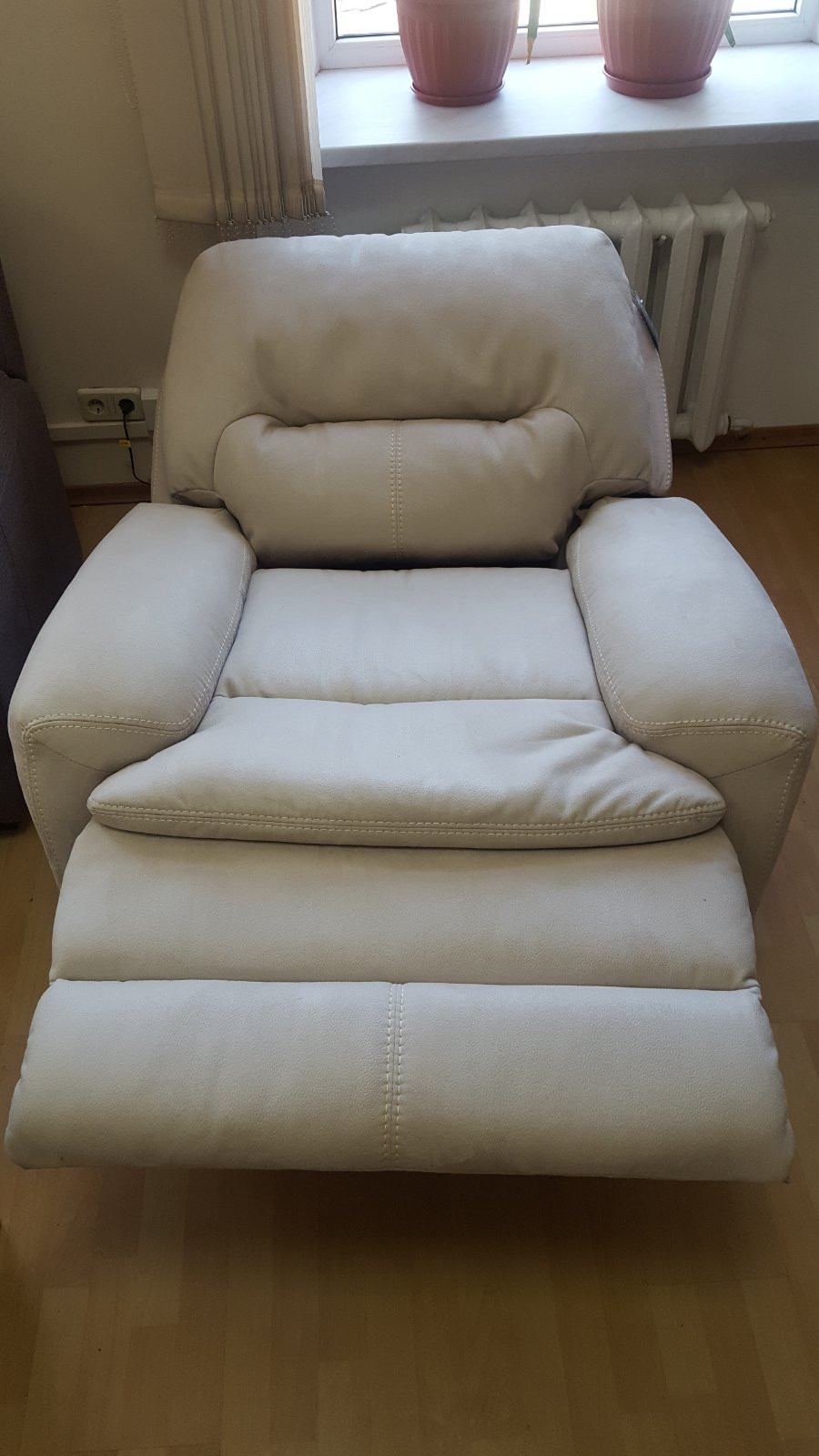 Кресло электрореклайнер BLN-  Свифт (ткань, бежевый) 