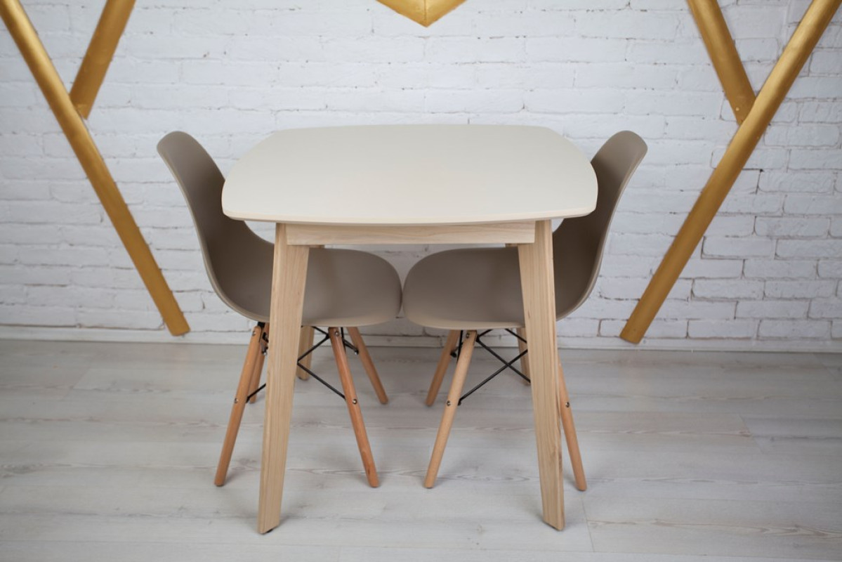 Кухонный комплект Ont- Джузеппе бежевый квадратный стол + 2 стула Classic (Осако)