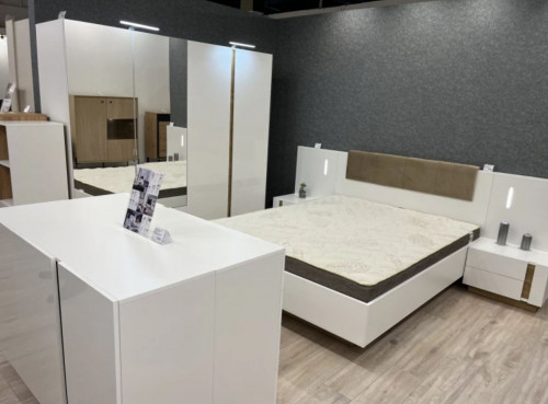 Кровать (каркас) Perfect Home Arco с мягким изголовьем, двуспальная,160 белый глянец/дуб грандсон
