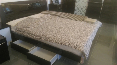 Кровать с плитой с ящиками SMS- Черный Диамант 180х200 см