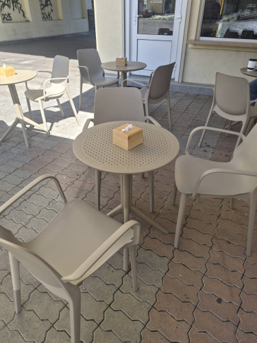 Стол уличный круглый складной Siesta Sky Folding Table 60 (бежевый)