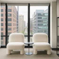 Кресло Mil- Ronval 83х80х90 см