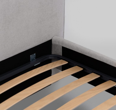 Кровать мягкая MRK- Olivia (Оливия) 1,6х2,0 без каркаса 