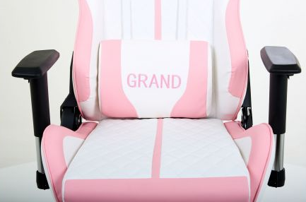 Кресло геймерское MFF- VR Racer Original Grand белый/розовый
