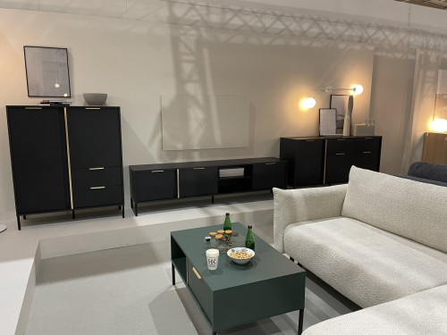 Тумба под телевизор Perfect Home Ларс/Lars 3-дверная 3D/203 Антрацит