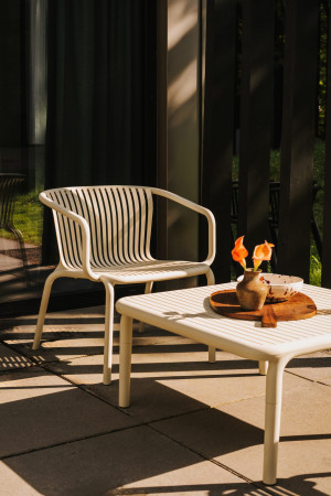 Стол журнальный уличный VLL- FERNE Berne (белый, молочный)