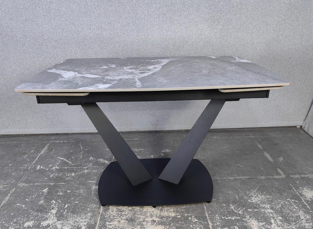 Стол раскладной TOP- Саймон серый глянец/черные ноги 120/180   