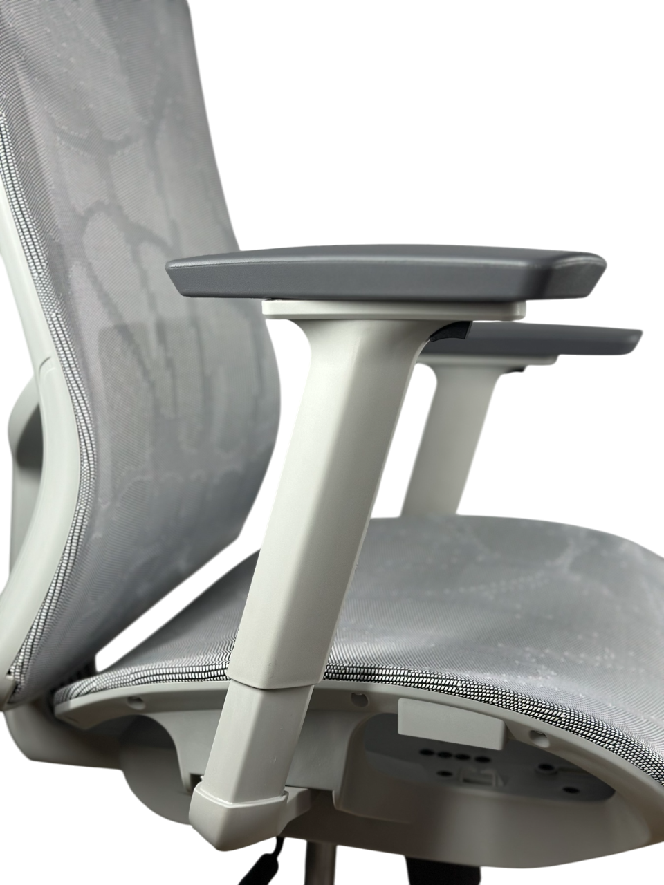 Кресло офисное- компьютерное эргономичное Perfect Home HQOC-24A-2-G премиум,серый