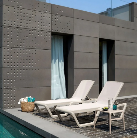 Шезлонг пластиковый VLL- SCAB VELA (белый, белый/тортора)