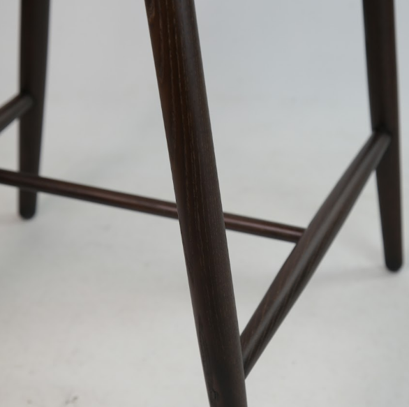 Стул полубарный LVK- Mamont semi-soft темный орех