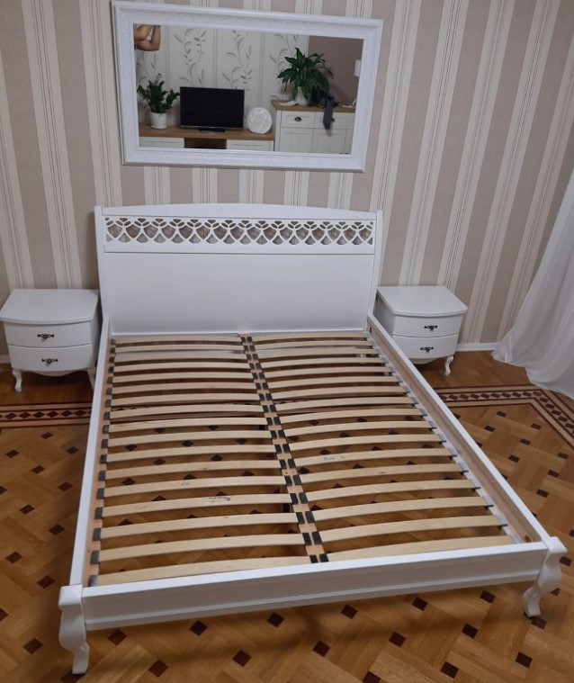 Деревянная кровать AWD- Дублин декор