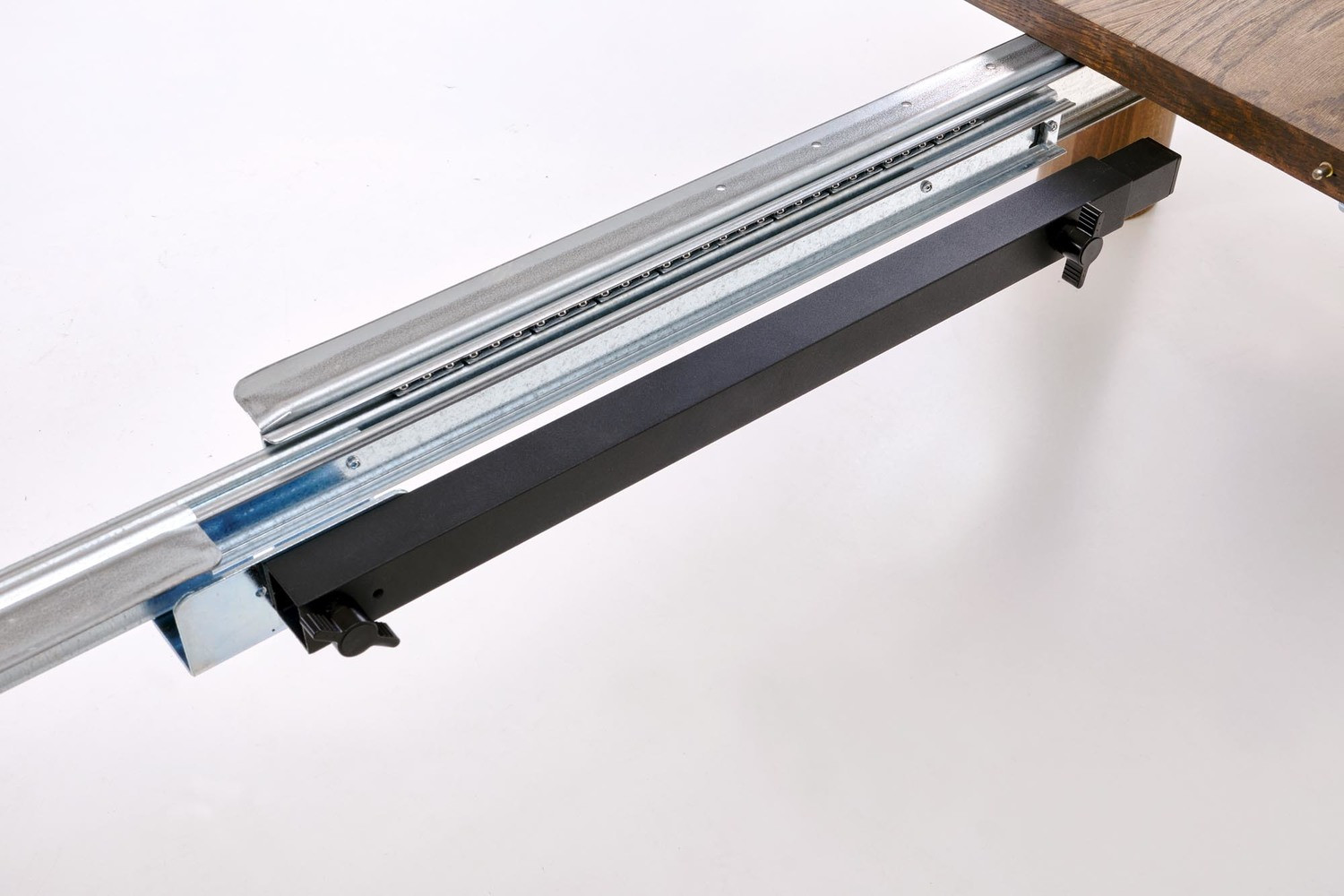 Стол обеденный разкладной HALMAR MELTON орех светлый