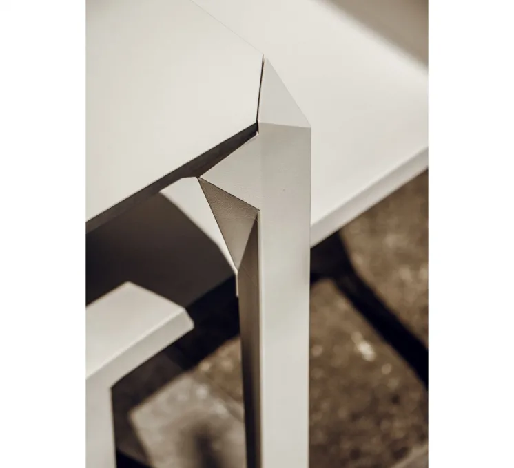 Комплект TERR- VONDOM Quartz: стол 69х69 см + 2 кресла