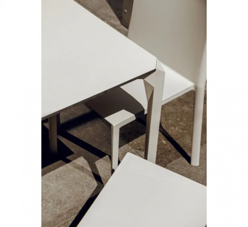 Комплект TERR- VONDOM Quartz: стол 69х69 см + 2 кресла
