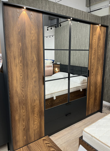 Шкаф для одежды Perfect Home Милтон / Milton 4-дверный с зеркалом 4D2S/220 Каштан/антрацит