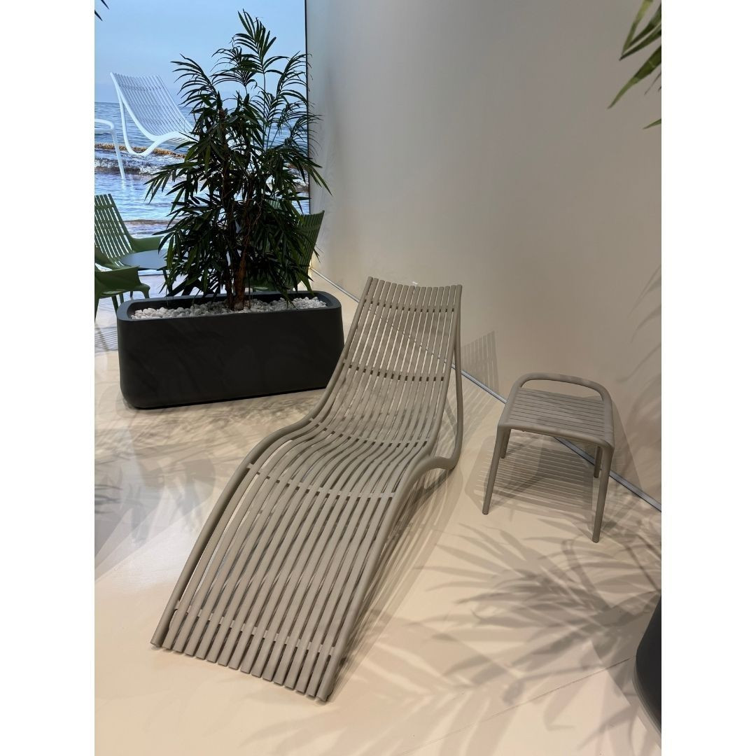 Шезлонг из полипропилена TERR- VONDOM Ibiza (тортора)