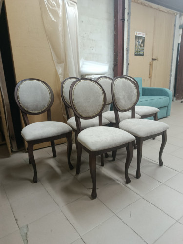 Стул обеденный мягкий VKM- Лео