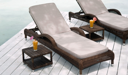 Шезлонг из техноротанга Alexander Rose TEA- SAN MARINO ADJUSTABLE SUNBED (W/CUSHION) 