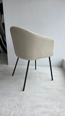 Стул обеденный VTR- М-242 кокосовое молоко + черный  