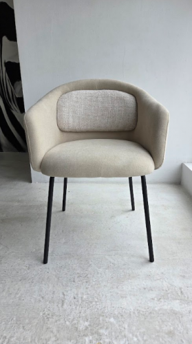 Стул обеденный VTR- М-242 кокосовое молоко + черный  