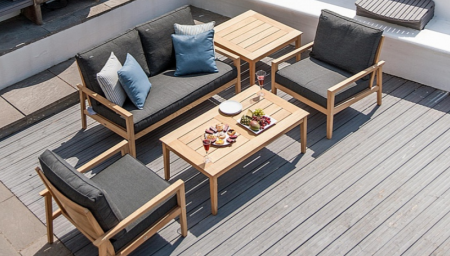Кресло из дерева Alexander Rose TEA- ROBLE LOUNGE CHAIR с подушками