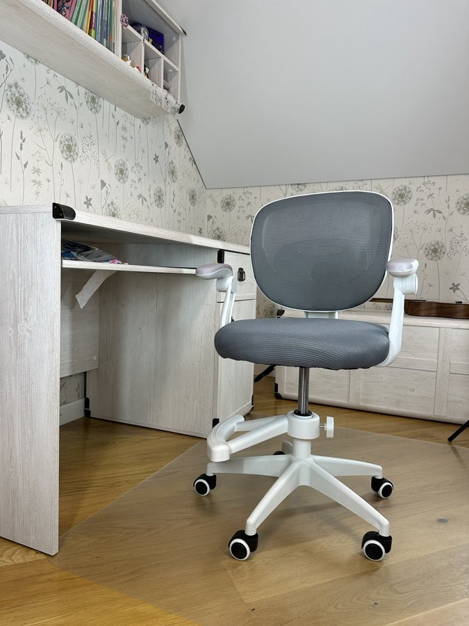 Кресло вращающееся детское с подставкой для ног Perfect KIDS GRAY