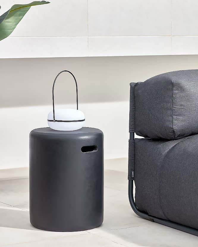 Стол приставной Kave Home TAIMI IT0050PR01 (черный)