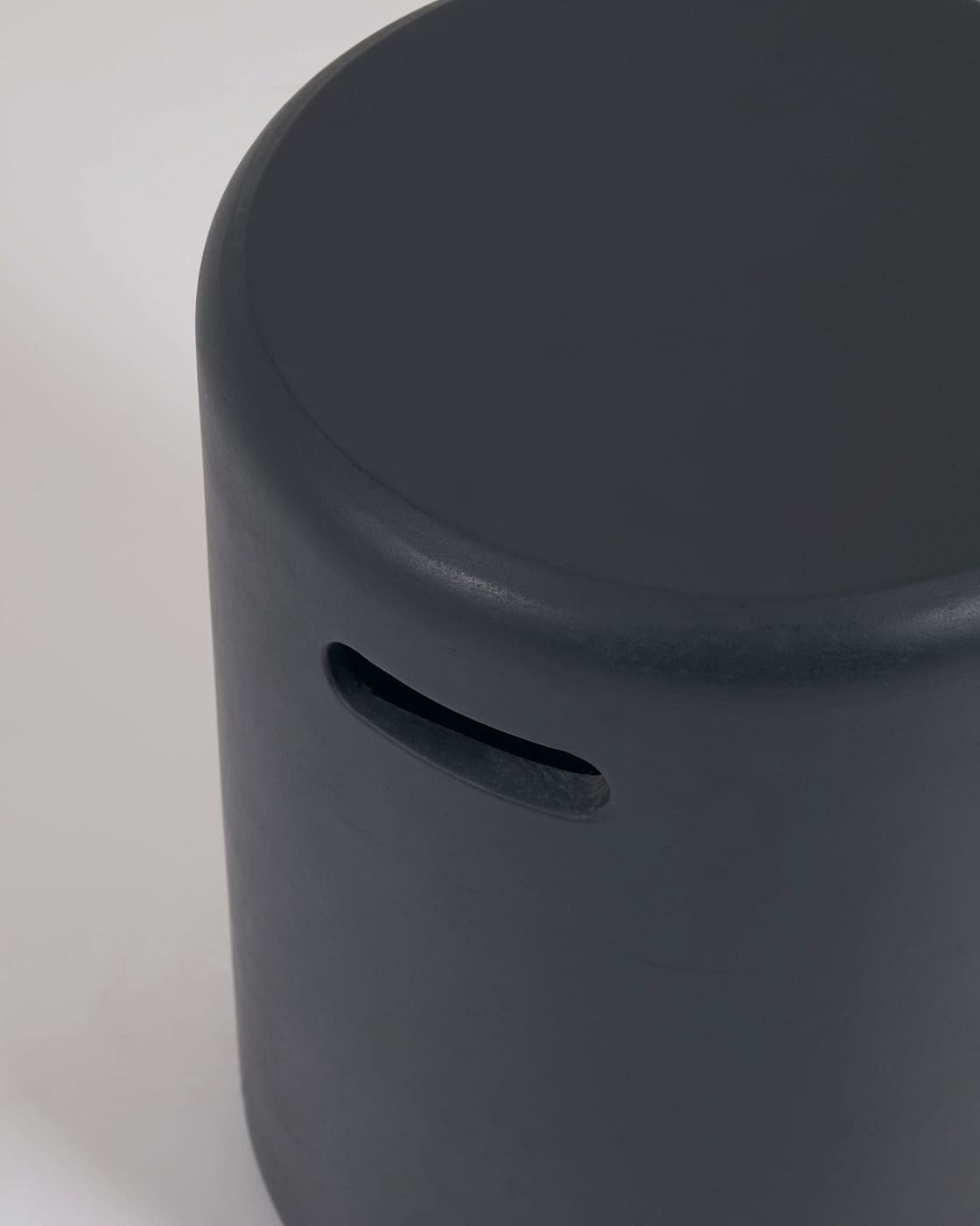 Стол приставной Kave Home TAIMI IT0050PR01 (черный)
