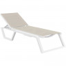 Шезлонг из полипропилена Siesta Rio (белый/бежевый)