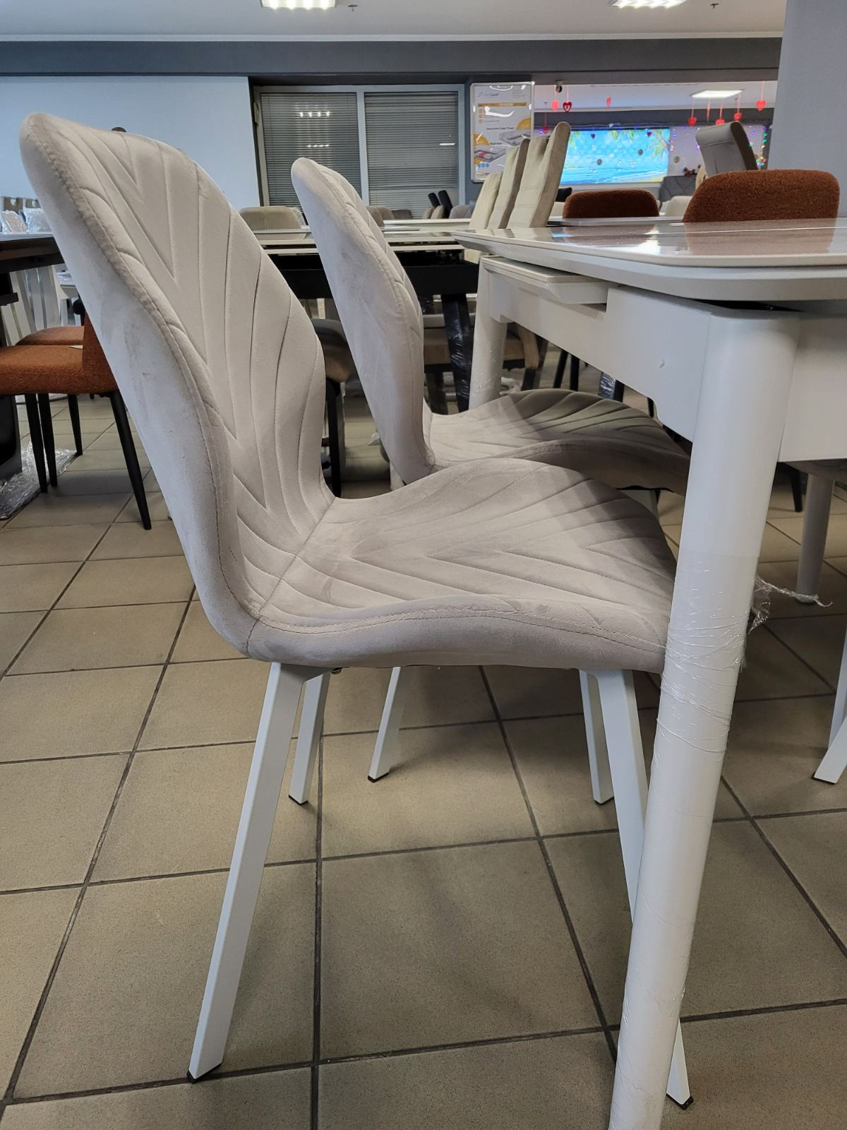 Стол обеденный модерн VTR- TM-76 вайт клауд + белый