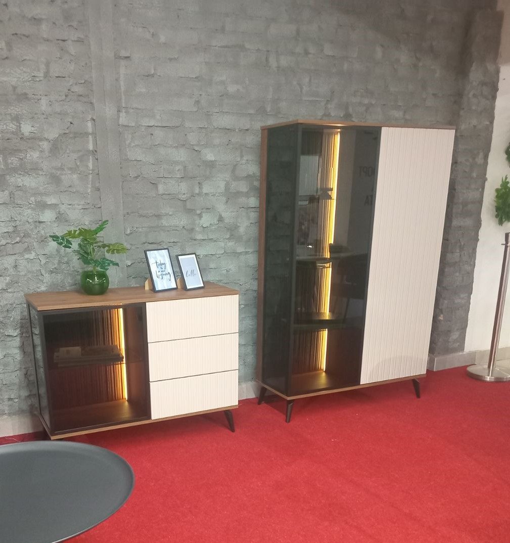 Комод с подсветкой Perfect Home​ Вичи / Vici​ KSZ103 1-дверный с 3 ящиками Орех/кашемир
