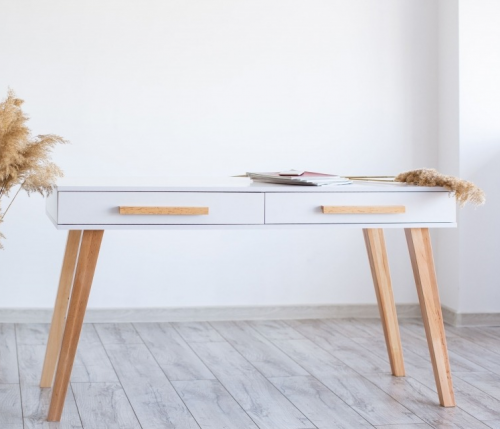 Стол письменный VNG- Мила