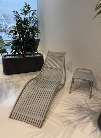 Стол журнальный TERR- Vondom Ibiza (белый, тортора)