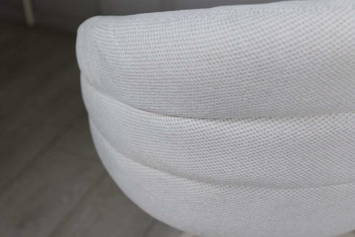 Стул обеденный поворотный TOP- Денс (молочный) ноги крем