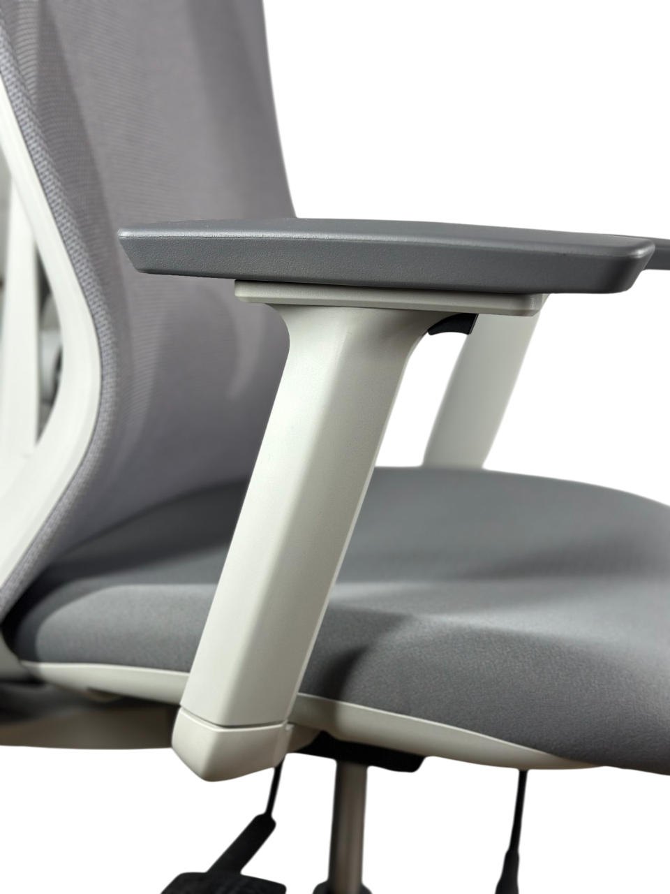 Кресло офисное- компьютерное эргономичное Perfect Home HQOC-23A-G премиум,серый
